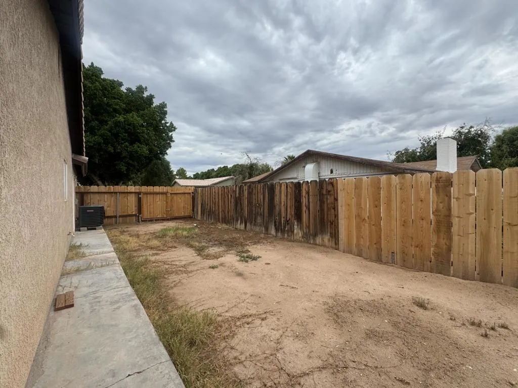 173 Eunice Circle, Blythe, California 92225 home-pic-26